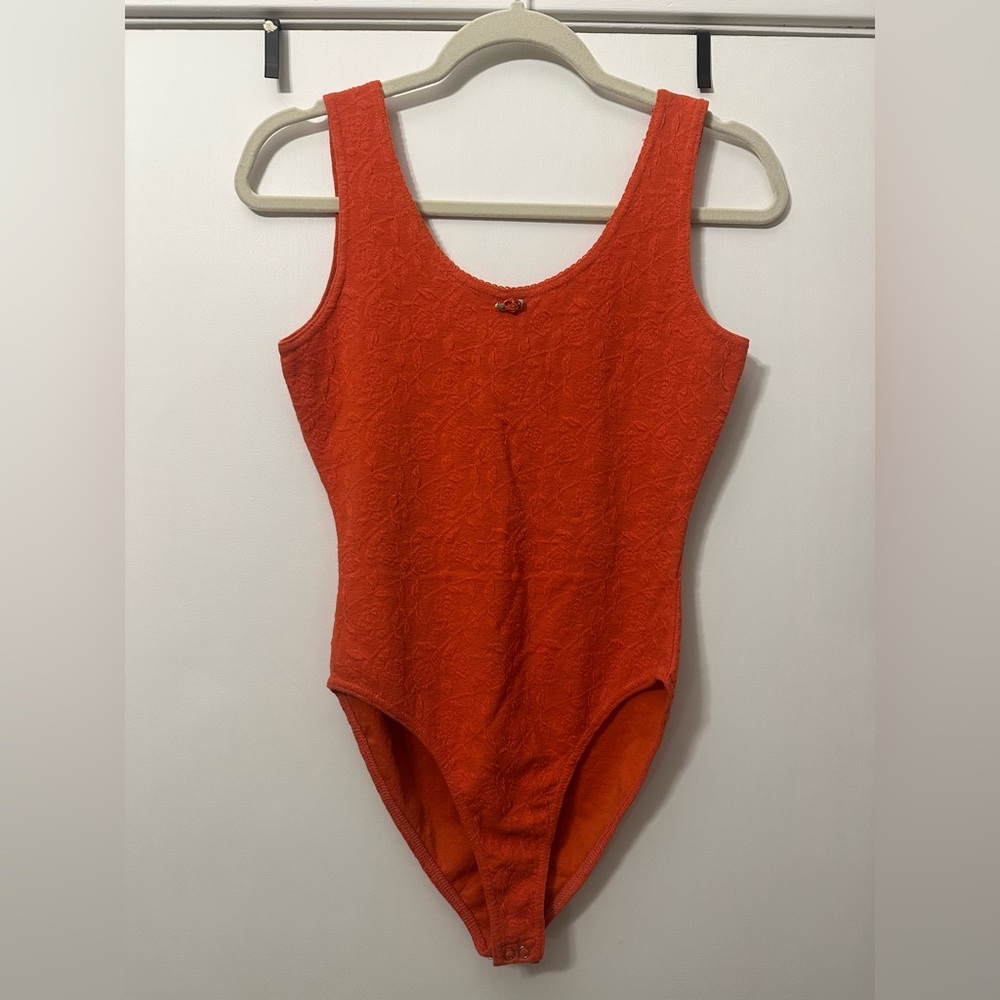 Betty blue body suit